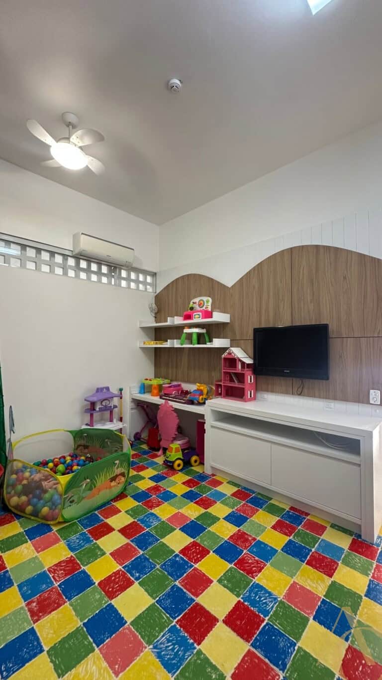 Apartamento à venda – 3 quartos sendo 2 suítes – Centro | Florianópolis/SC.