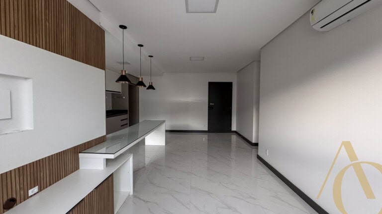 Apartamento para locação – 2 quartos sendo 1 suíte – Saco dos Limões | Florianópolis/SC.