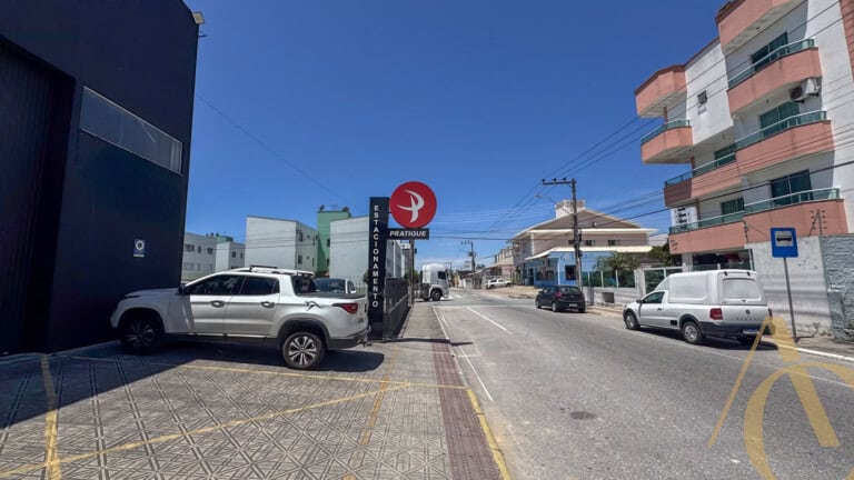 Galpão para alugar – 320,00m² – Areias | São José/SC