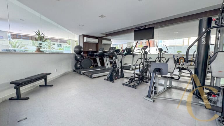 Apartamento para alugar – 1 suíte e 2 demi-suítes – Agronômica | Florianópolis/SC.