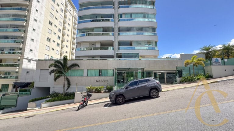 Apartamento para alugar – 1 suíte e 2 demi-suítes – Agronômica | Florianópolis/SC.