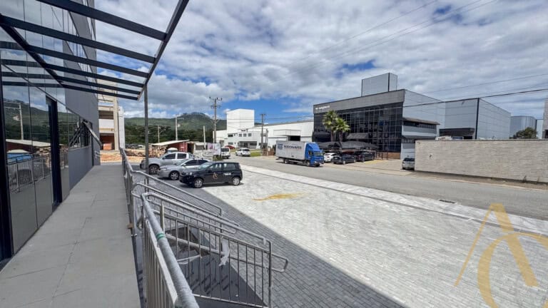 Galpão para alugar – 3.934,47m² – Beira Rio | Biguaçu/SC.