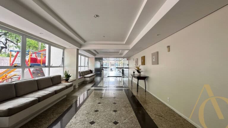 Apartamento à venda – 3 quartos sendo 2 suítes – Centro | Florianópolis/SC.