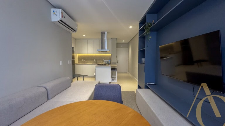 Apartamento para alugar – 2 quarto sendo 1 suíte, Centro – Florianópolis, SC.