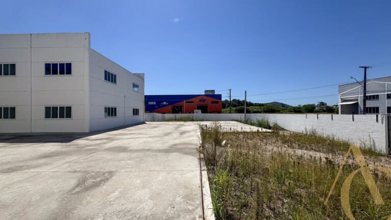 Galpão para alugar – 350,00m² – Brejaru | Palhoça/SC