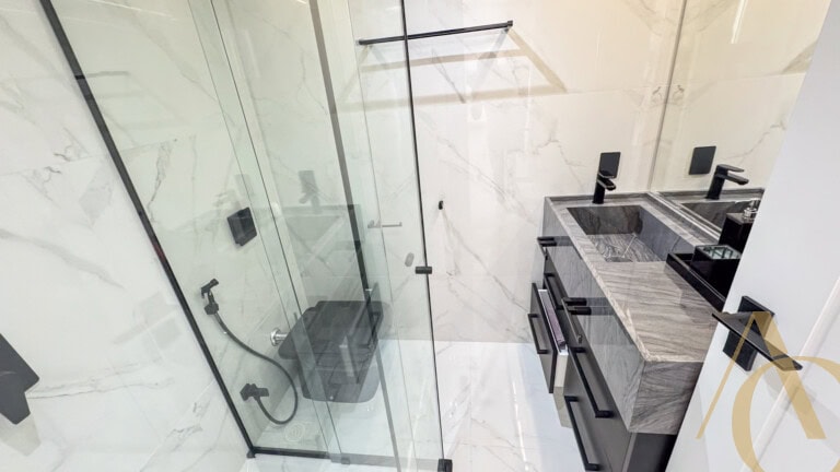 Apartamento à venda – 3 quartos sendo 2 suítes – Centro | Florianópolis/SC.