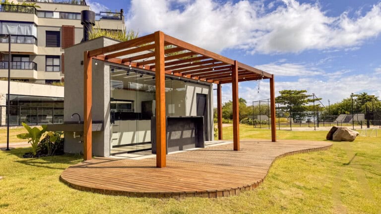 Apartamento à venda – 3 suítes – João Paulo – Florianópolis/SC.