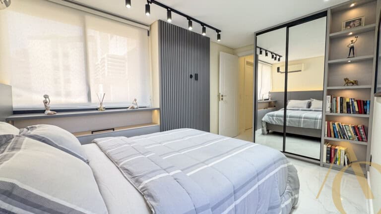 Apartamento à venda – 3 quartos sendo 2 suítes – Centro | Florianópolis/SC.