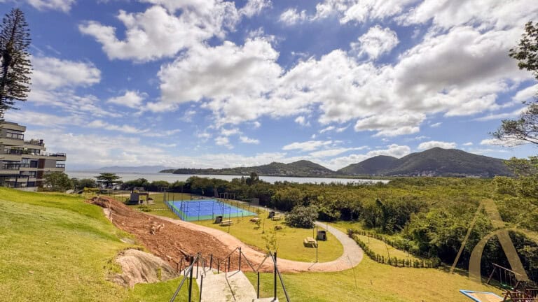 Apartamento à venda – 3 suítes – João Paulo – Florianópolis/SC.