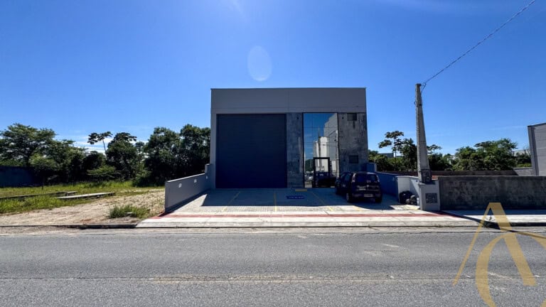 Galpão para alugar – 268,15m²  – Sertão do Maruim – São José/SC.