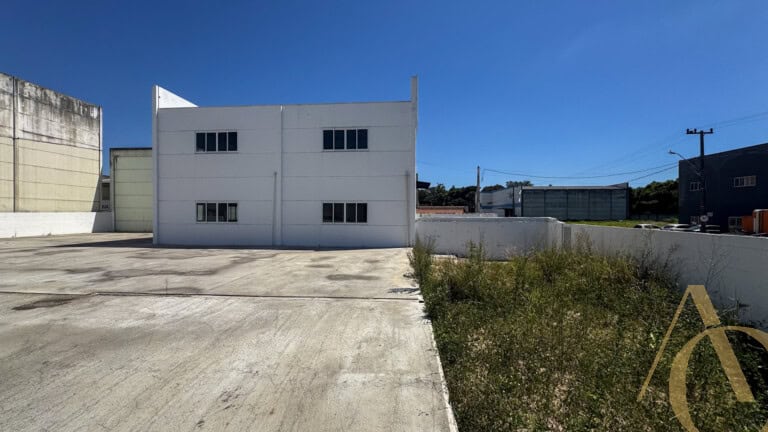 Galpão para alugar – 350,00m² – Brejaru | Palhoça/SC