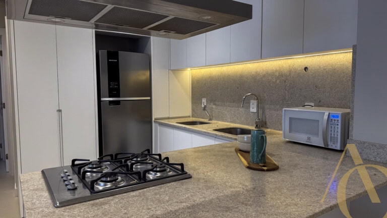 Apartamento para alugar – 2 quarto sendo 1 suíte, Centro – Florianópolis, SC.