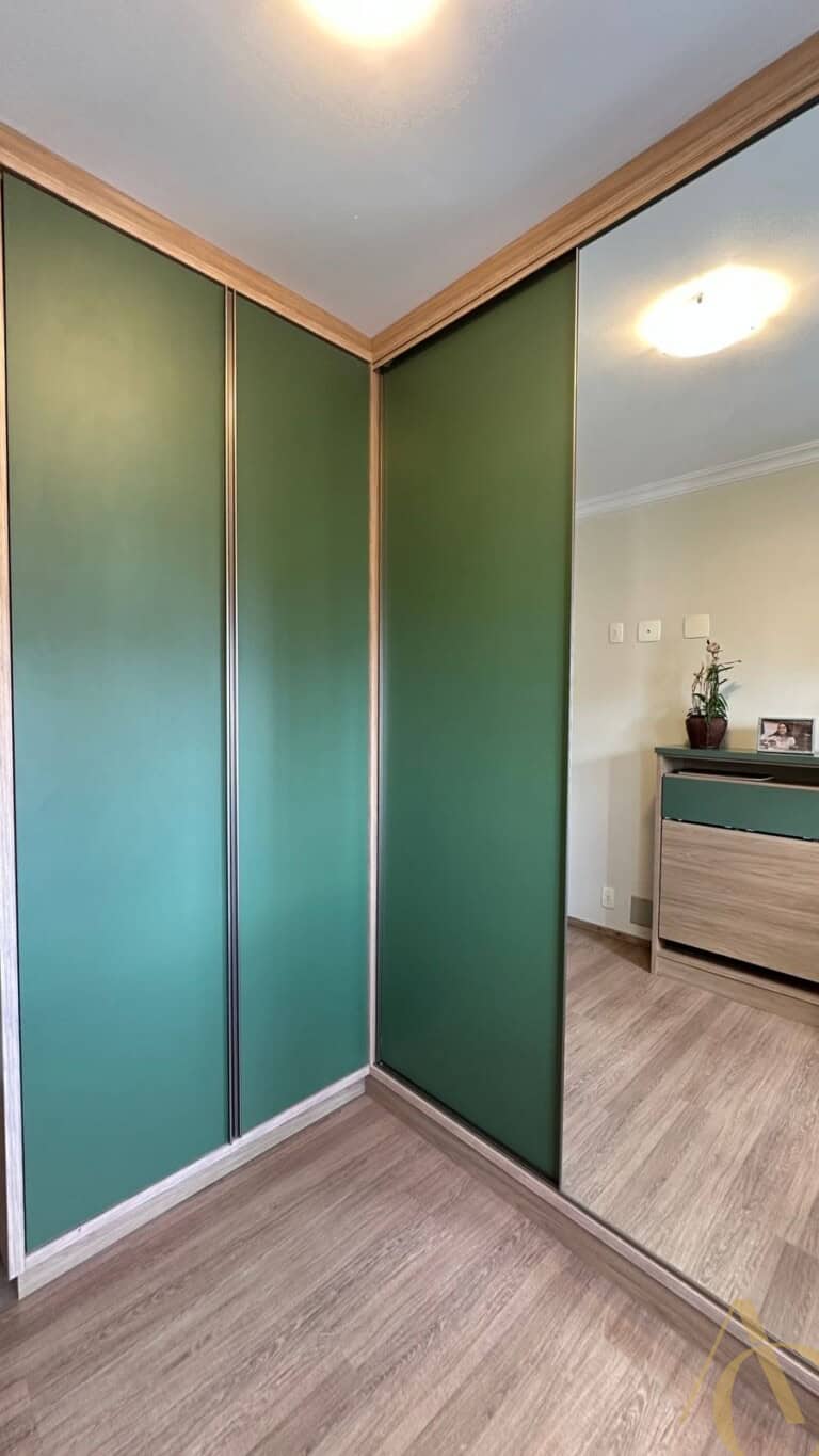 Apartamento à venda – 3 quartos sendo 2 suítes – Centro | Florianópolis/SC.