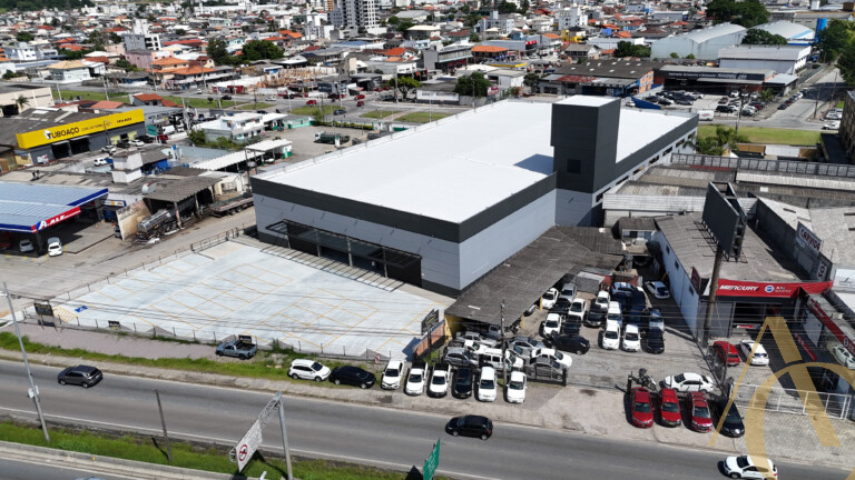 Loja para alugar – BR 101 – Palhoça, SC.