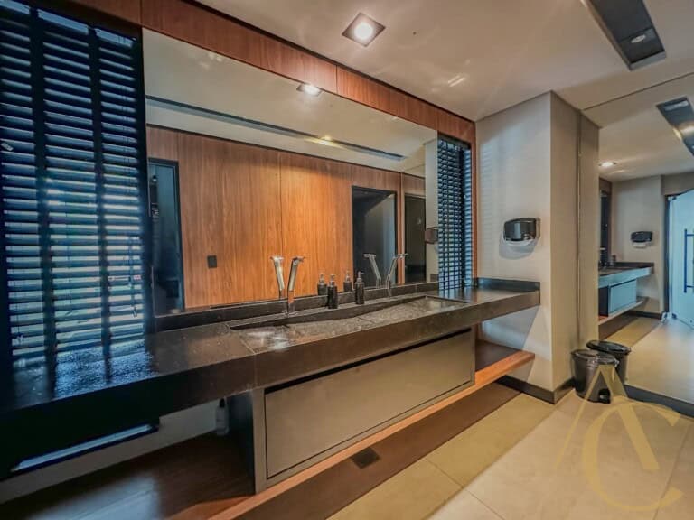 Apartamento à venda – 3 quartos sendo 1 suíte – vista mar – Centro | Florianópolis/SC