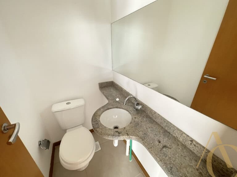 Apartamento para alugar – 3 quartos sendo 1 suíte – Abraão | Florianópolis/SC.