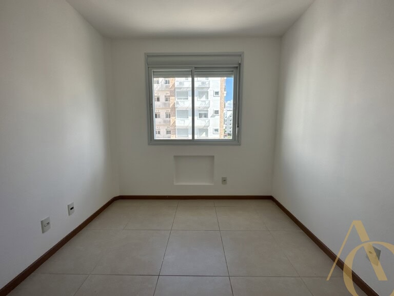 Apartamento para alugar – 3 quartos sendo 1 suíte – Abraão | Florianópolis/SC.