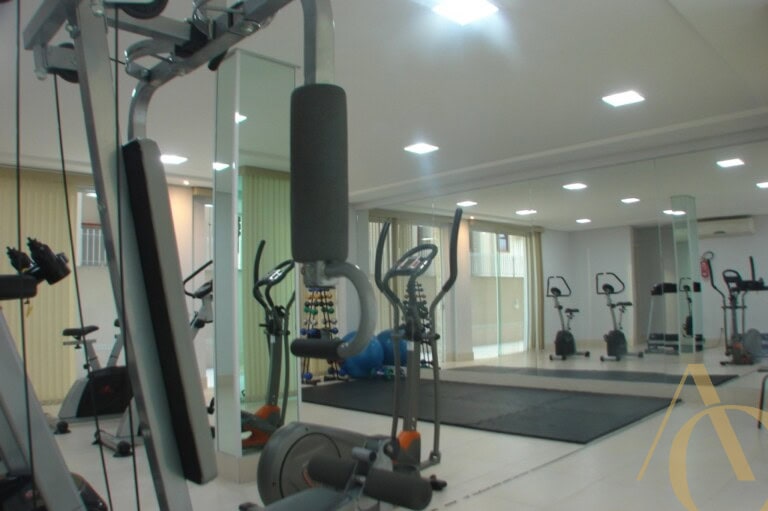 Apartamento para alugar – 2 quartos sendo 1 suíte – Centro, Florianópolis/SC.