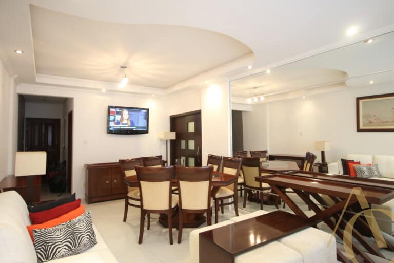 Apartamento para alugar – 3 quartos sendo 1 suíte – Centro | Florianópolis/SC