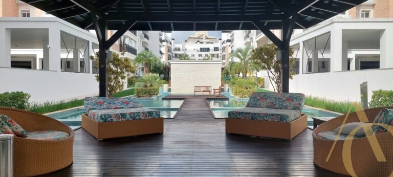 Apartamento para alugar – 3 quartos sendo 1 suíte – Abraão | Florianópolis/SC.