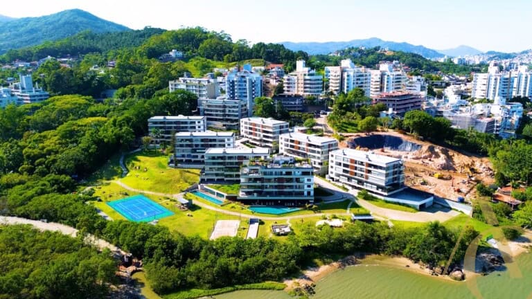 Apartamento à venda – 3 suítes – João Paulo – Florianópolis/SC.