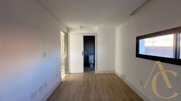 Apartamento à venda – 3 suítes – João Paulo – Florianópolis/SC.