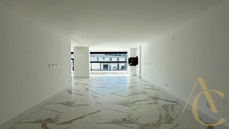 Apartamento à venda – 3 suítes – João Paulo – Florianópolis/SC.
