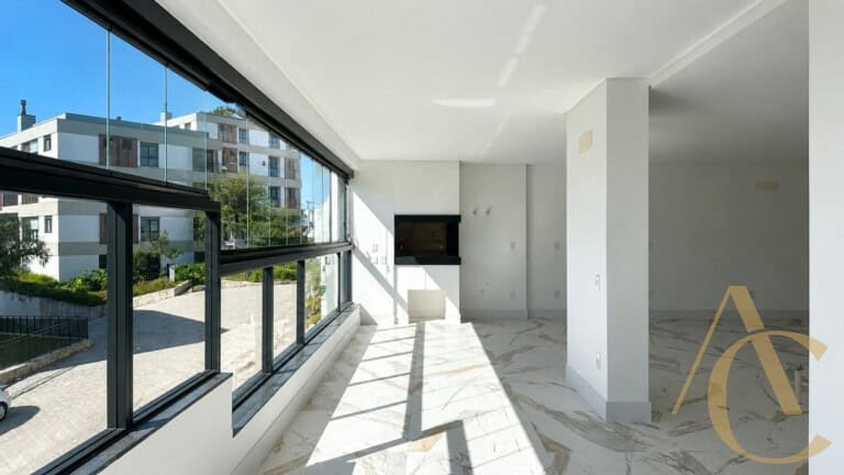 Apartamento à venda – 3 suítes – João Paulo – Florianópolis/SC.
