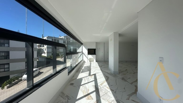 Apartamento à venda – 3 suítes – João Paulo – Florianópolis/SC.