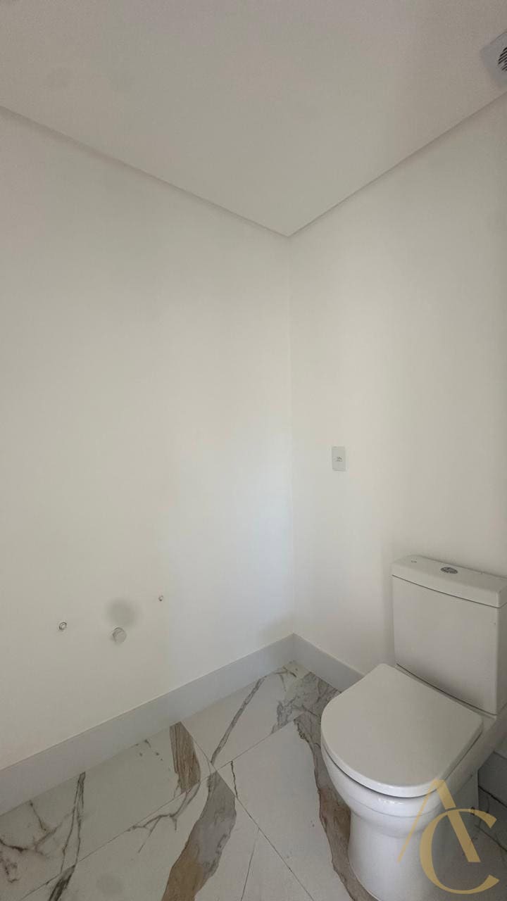 Apartamento à venda – 3 suítes – João Paulo – Florianópolis/SC.