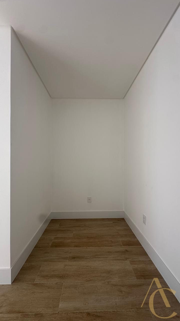Apartamento à venda – 3 suítes – João Paulo – Florianópolis/SC.