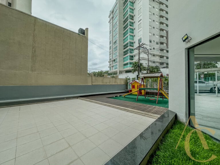 Apartamento à venda – 3 quartos sendo 1 suíte – vista mar – Centro | Florianópolis/SC