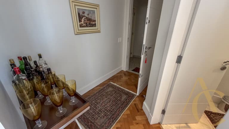 Apartamento à venda – 3 quartos sendo 1 suíte – vista mar – Centro | Florianópolis/SC