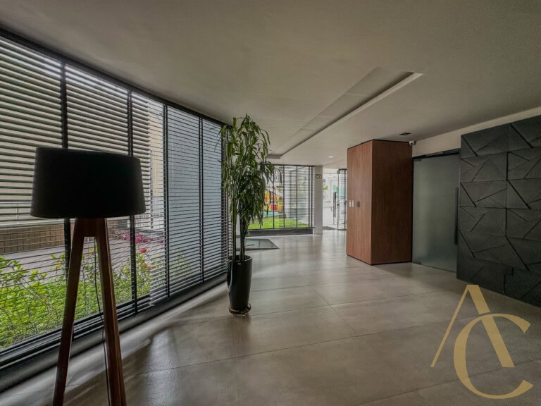 Apartamento à venda – 3 quartos sendo 1 suíte – vista mar – Centro | Florianópolis/SC