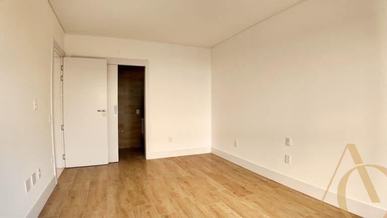 Apartamento à venda – 3 suítes – João Paulo – Florianópolis/SC.