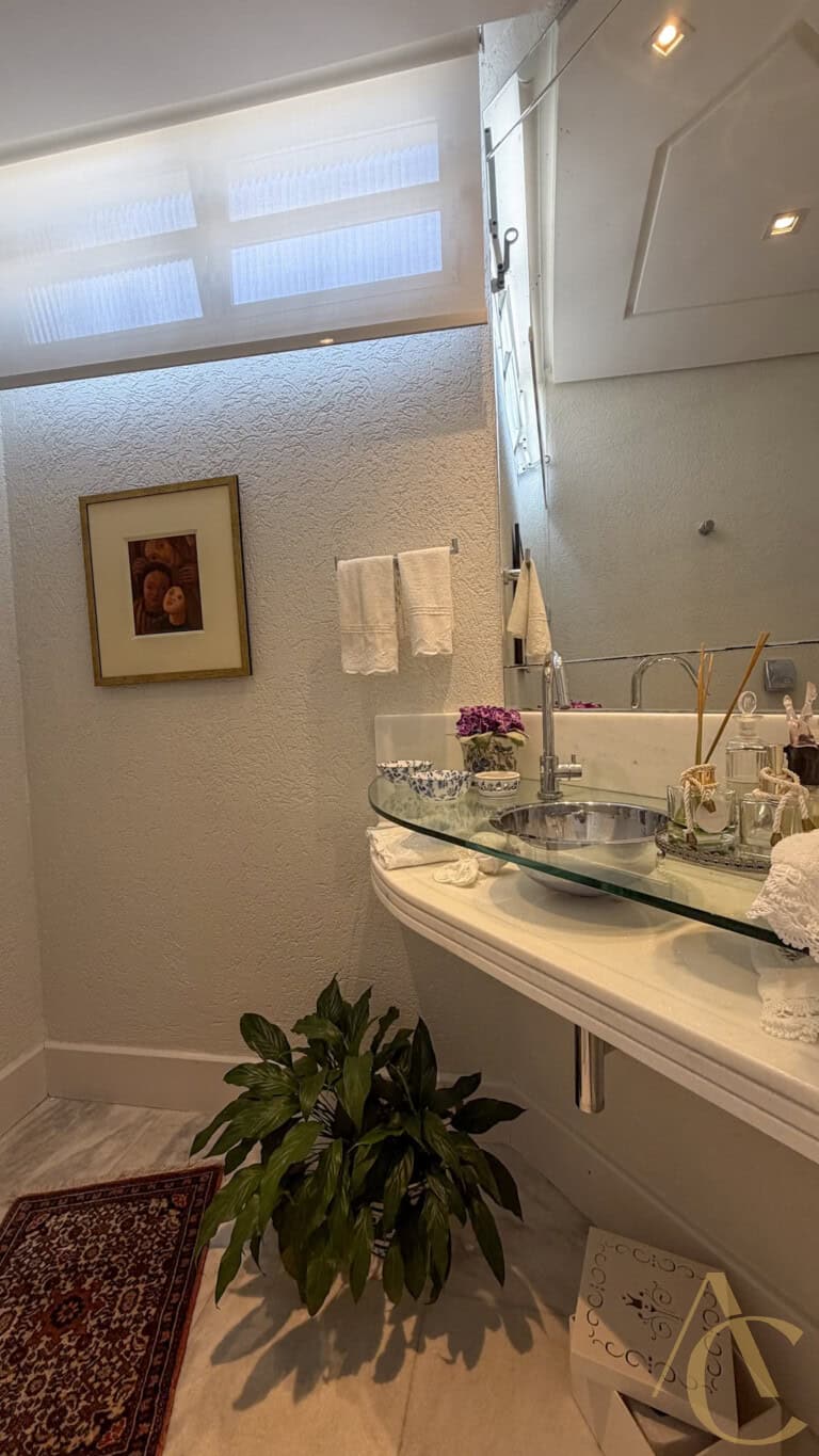 Apartamento à venda – 3 quartos sendo 1 suíte – vista mar – Centro | Florianópolis/SC
