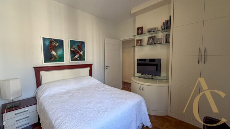 Apartamento à venda – 3 quartos sendo 1 suíte – vista mar – Centro | Florianópolis/SC
