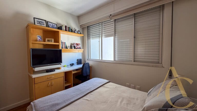 Apartamento à venda – 3 quartos sendo 1 suíte – vista mar – Centro | Florianópolis/SC