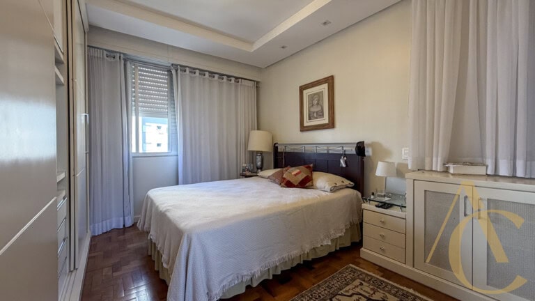 Apartamento à venda – 3 quartos sendo 1 suíte – vista mar – Centro | Florianópolis/SC