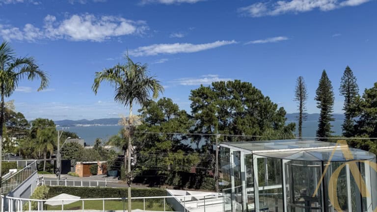 Casa residencial à venda- 4 suítes – Cacupé | Florianópolis/SC.