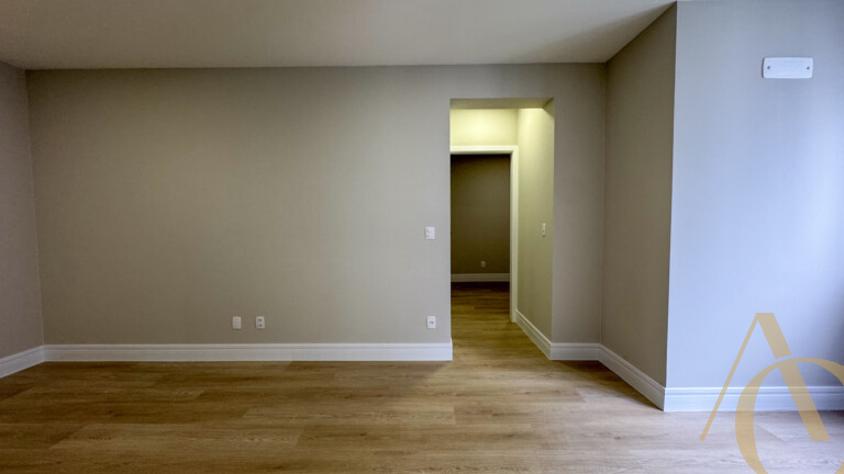 Apartamento para alugar – 2 suítes – Agronômica | Florianópolis/SC.