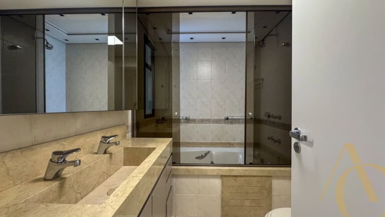 Apartamento para alugar – 3 quartos sendo 1 suíte – Centro | Florianópolis/SC