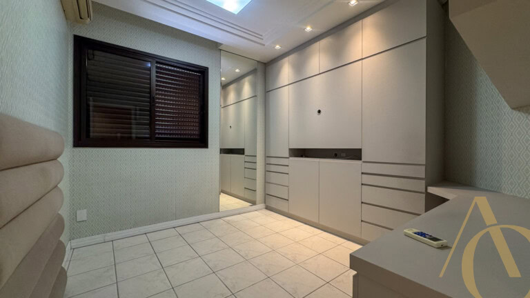 Apartamento para alugar – 3 quartos sendo 1 suíte – Centro | Florianópolis/SC