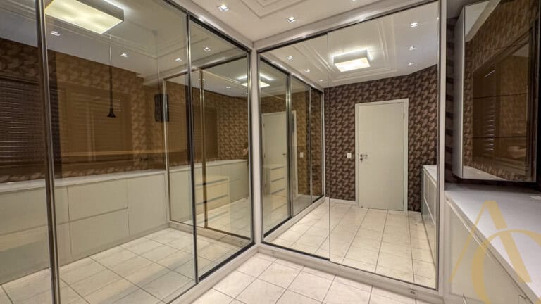 Apartamento para alugar – 3 quartos sendo 1 suíte – Centro | Florianópolis/SC