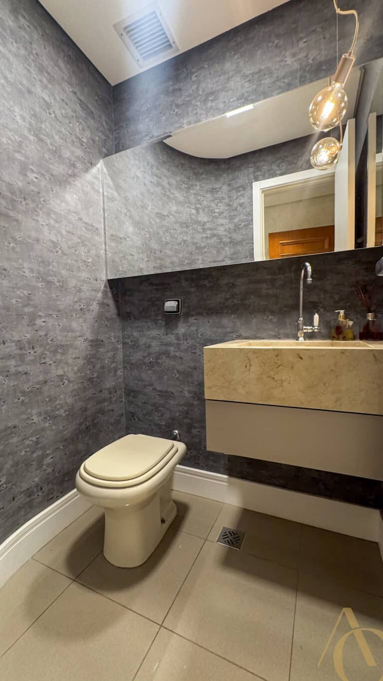 Apartamento para alugar – 3 quartos sendo 1 suíte – Centro | Florianópolis/SC