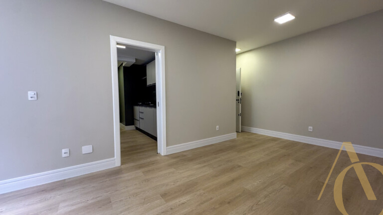 Apartamento para alugar – 2 suítes – Agronômica | Florianópolis/SC.