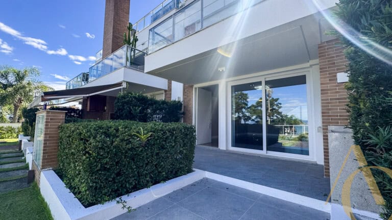 Casa residencial à venda- 4 suítes – Cacupé | Florianópolis/SC.