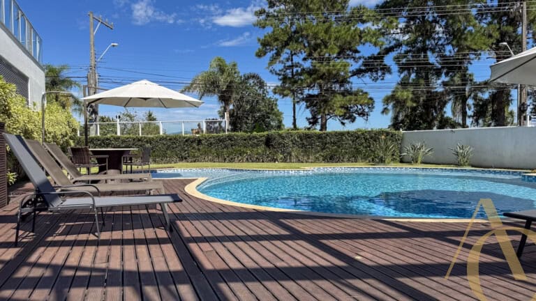 Casa residencial à venda- 4 suítes – Cacupé | Florianópolis/SC.