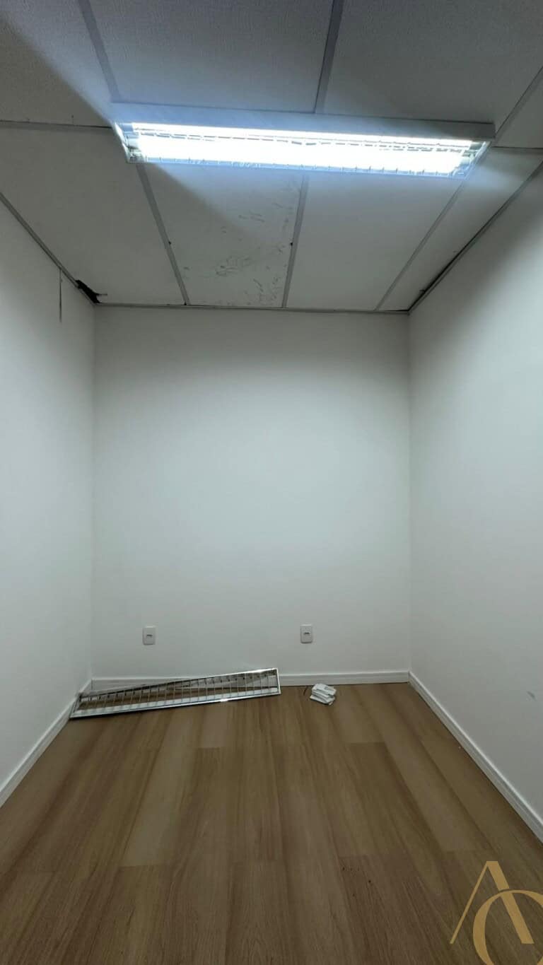 Loja para alugar – 217,00m² – Kobrasol, São José/SC.