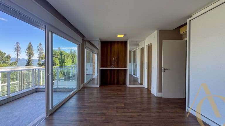 Casa residencial à venda- 4 suítes – Cacupé | Florianópolis/SC.